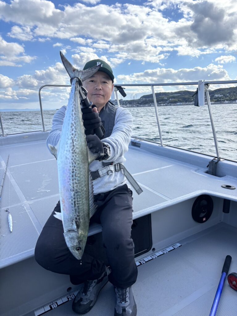 チャーター330 明石海峡 青物ジギング、サワラキャスティング