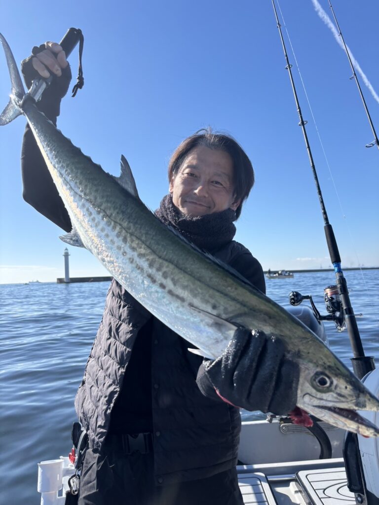 チャーター342 神戸港 サワラキャスティング